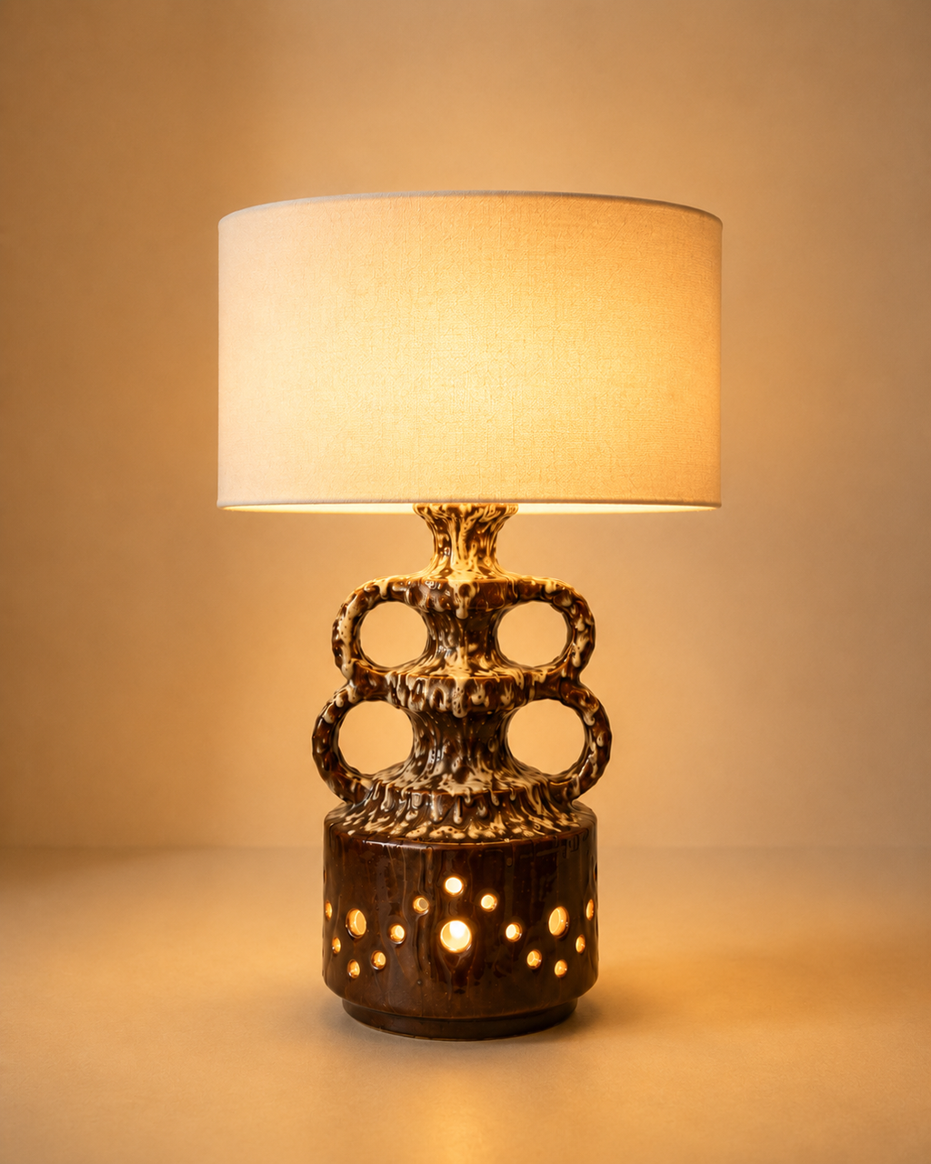 Grande lampe de sol en céramique Fat Lava — Allemagne, années 1970
